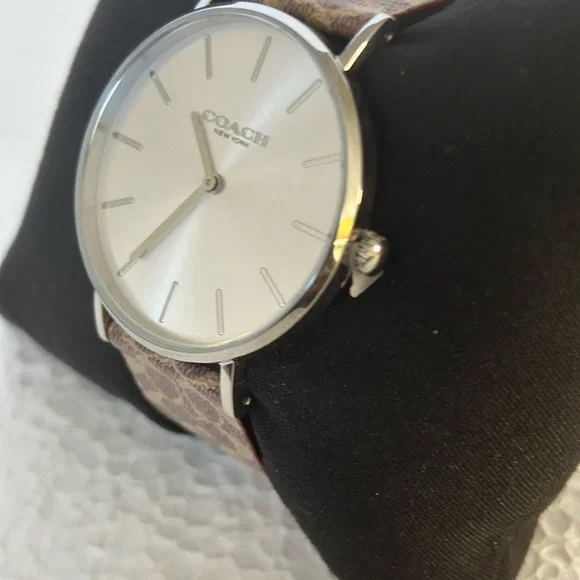 Coach Brown and Silver Watch with Logo Strap - grupo-mangas.com display picture 1